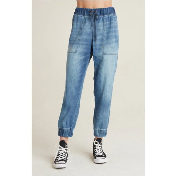 Anthropologie Denim - CLOTH & STONE Chambray Easy Joggers